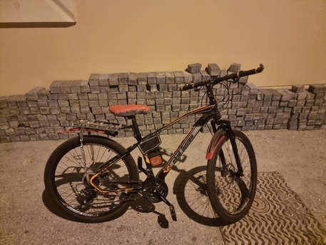 East Riffa, Heavy Equipment, BHD 25,  Exercise Cycle, Normal Cycle 28 Inch ,chapati Maker, Shock Proof Case