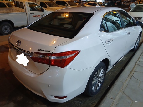 Riyadh, Vehicles, Cars & Trucks , SAR 39500,  Toyota Corolla,  2015,  Automatic,  178000 KM,  Clean   GLI 2.0 Full Option | 178K KM | 39,500 SAR