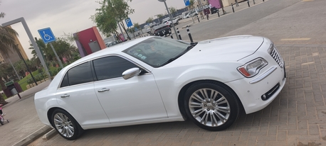 Riyadh, Vehicles, Cars & Trucks , SAR 35000,  Chrysler 300,  2013,  Automatic,  179000 KM,