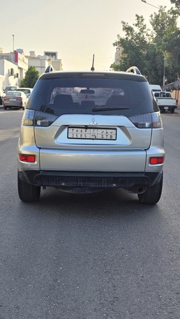 Khobar, Vehicles, Cars & Trucks , SAR 20000,  Mitsubishi Outlander,  2011,  Automatic,  251000 KM,