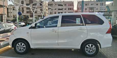 Jeddah, Vehicles, Cars & Trucks , SAR 27000,  Toyota Avanza,  2017,  Automatic,  450000 KM,    For Sale