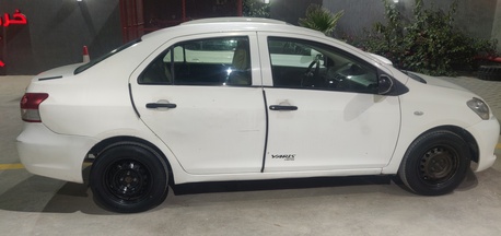 Riyadh, Vehicles, Cars & Trucks , SAR 18500,  Toyota Yaris,  2011,  Automatic,  400000 KM,     For Sell
