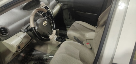 Riyadh, Vehicles, Cars & Trucks , SAR 18500,  Toyota Yaris,  2011,  Automatic,  400000 KM,     For Sell