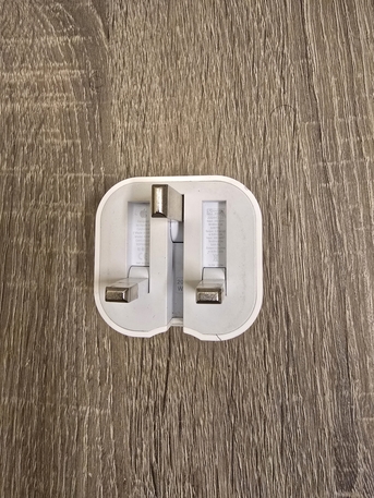 Riyadh, Mobile Phones, SAR 55,  Apple 20w Adapter Usb C