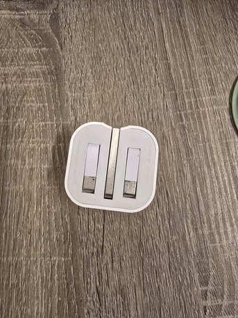 Riyadh, Mobile Phones, SAR 55,  Apple 20w Adapter Usb C