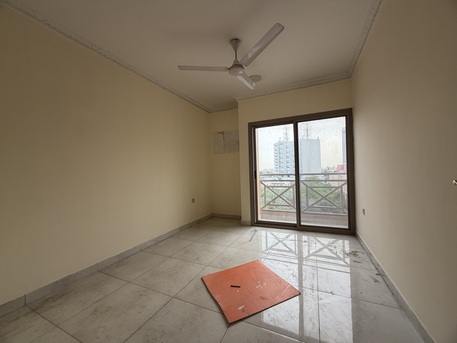 Salmaniya, Apartments, Flats, Houses & Villas, BHD 200/month,  2 BR,  2 Bedroom Flat For Rent Without Ewa