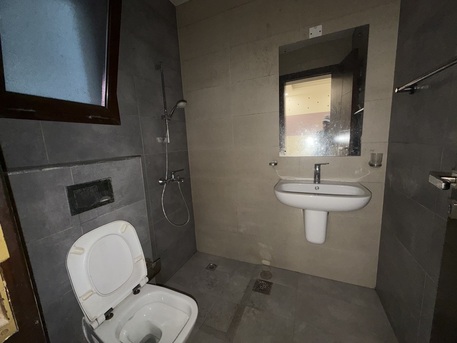 Salmaniya, Apartments, Flats, Houses & Villas, BHD 200/month,  2 BR,  2 Bedroom Flat For Rent Without Ewa