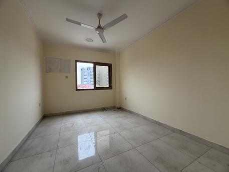 Salmaniya, Apartments, Flats, Houses & Villas, BHD 200/month,  2 BR,  2 Bedroom Flat For Rent Without Ewa