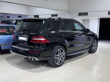 Manama, Vehicles, Cars & Trucks , BHD 5900,  Mercedes Benz ML-63 AMG,  2013,  Automatic,  166150 KM,    (Black)