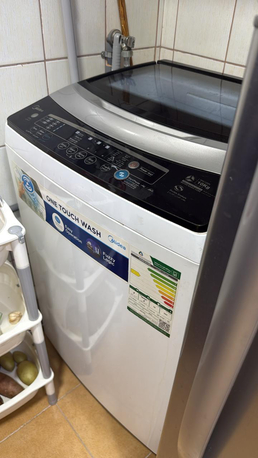 Riyadh, Appliances, SAR 650,  Midea WASHING MACHINE -10KG -Top-Load - USED