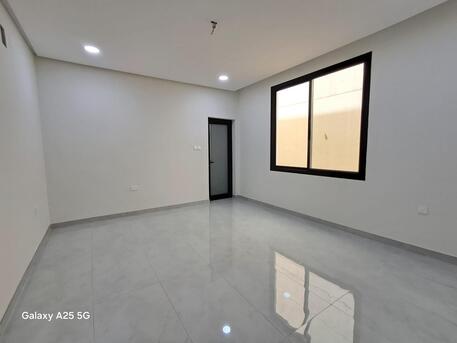 Segaya, Apartments, Flats, Houses & Villas, BHD 280/year,  2 BR,  Amazing Semi Furnishes 2 Bhk For Rent With Ewa