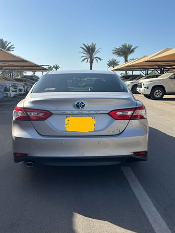 Riyadh, Vehicles, Cars & Trucks , SAR 66000,  Toyota Camry LE Hybrid,  2019,  Automatic,  150000 KM,  Selling Toyota Camry