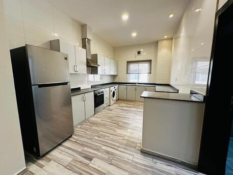 Juffair, Apartments, Flats, Houses & Villas, BHD 300/year,  Furnished,  2 BR,  Amazing Offer 2 Bhk At Juffair Just For 300