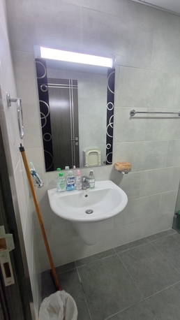 Manama, Roommates, BHD 150/year,  Looking For Female Roommate