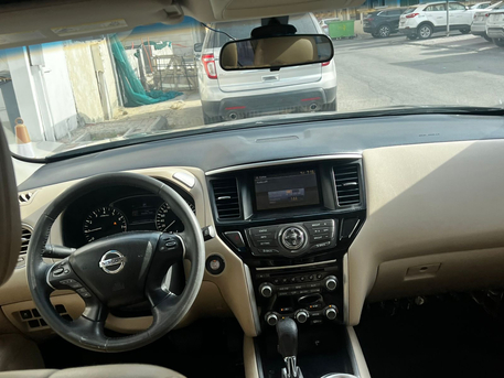Dammam, Items Wanted, Nissan Pathfinder 2016 Very Good Condition