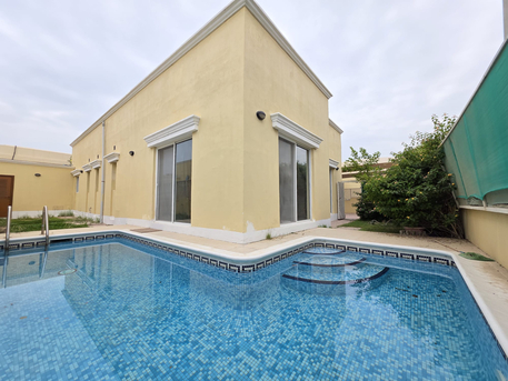 Saar, Villas, BHD 550,  Saar : 3 Bedrooms Compound Villa With Private Pool