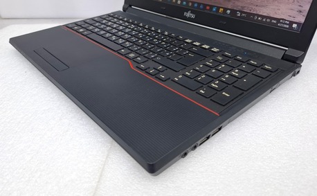 Manama, Computers, BHD 75,  FUJITSU Core I7 Laptop (Made In Japan) 15.6" HD LED Screen 8GB RAM 256GB SSD Neat & Clean