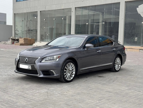 Manama, Vehicles, Cars & Trucks , BHD 9500,  Lexus LS-460L,  2015,  Automatic,  171400 KM,    (Grey)