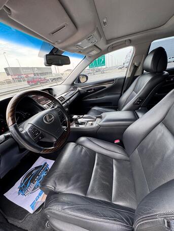 Manama, Vehicles, Cars & Trucks , BHD 9500,  Lexus LS-460L,  2015,  Automatic,  171400 KM,    (Grey)