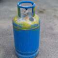 BHD 22,  Clynder With Regulator 22 Bd With Box Pack New Stove 27 Bd Msg 3670 8372 Wts Ap No Call