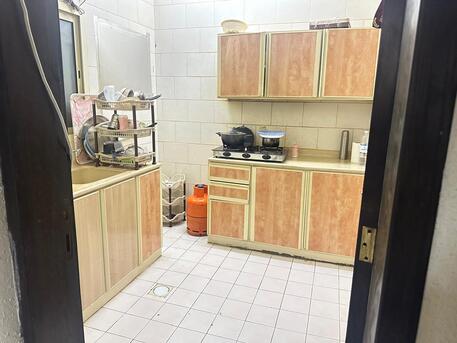 Thuqbah, Household Items, Newly Purchased Used Household Items For Sale