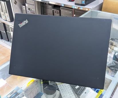 Manama, Computers, BHD 93,  LENOVO X1 CARBON Core I7 6th Gen Laptop 14" Display 2.8Ghz 8GB RAM 256GB SSD M.2 Slim BODY