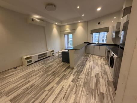 Juffair, Apartments, Flats, Houses & Villas, BHD 300/year,  Furnished,  2 BR,  Amazing Semi Furnishes 2 Bhk For Rent With Ewa
