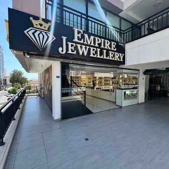 Manama, Jobs, Salesman