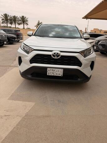 Riyadh, Vehicles, Cars & Trucks , SAR 102,  Toyota RAV 4 2.0 4x4,  2024,  Automatic,  30000 KM,  One Owner, Expat