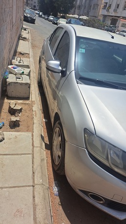 Al Bawadi, Vehicles, Cars & Trucks , SAR 12500,  Renault Symbol,  2017,  Automatic,  180 KM,  Reno  Symbol