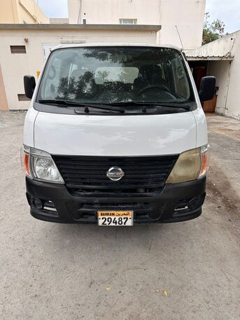 Manama, Vehicles, Cars & Trucks , BHD 1100,  2009,  2009,  Manual,  200 KM,  Buss For Sell