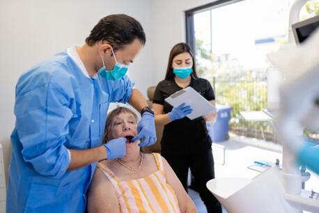 San Diego, Health, San Diego Teeth Whitening