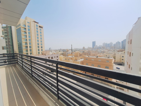 Juffair, Apartments, Flats, Houses & Villas, BHD 400/month,  Furnished,  2 BR,  130 Sq. Meter,  Stunning | Modern Interior | Balcony | Internet | Housekeeping | In New Juffair