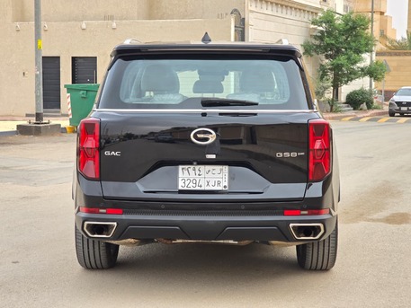 Riyadh, Vehicles, Cars & Trucks , SAR 67000,  GAC GS8 4WD,  2023,  Automatic,  77000 KM,    Full Options With Sunroof N Sales (2nd Owner)
