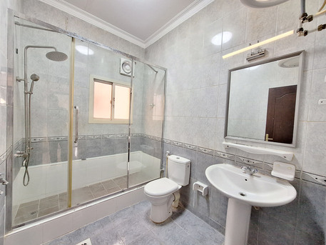 Juffair, Apartments, Flats, Houses & Villas, BHD 410/month,  Furnished,  3 BR,  155 Sq. Meter,  Spacious Flat | Gas Connection | Balcony | Closed Kitchen | Cpr Address | Near Juffair Mal