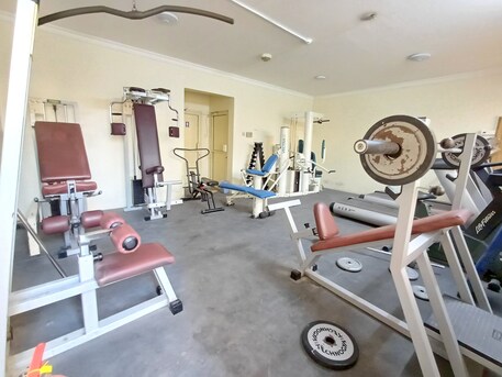 Juffair, Apartments, Flats, Houses & Villas, BHD 410/month,  Furnished,  3 BR,  155 Sq. Meter,  Spacious Flat | Gas Connection | Balcony | Closed Kitchen | Cpr Address | Near Juffair Mal