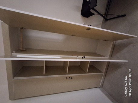 Al Khobar Al Shamalia, Furniture, SAR 350,  3 Door Wardrobe (1 Nos ) And  Bed Side Table ( 1 Nos)