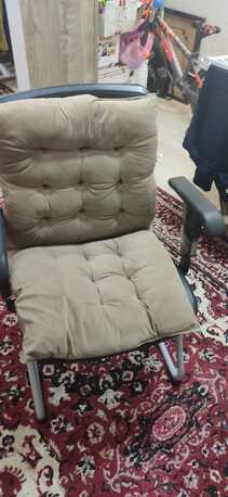Dammam, Furniture, SAR 150,  Furniture : Center Table & 2 Study Chair