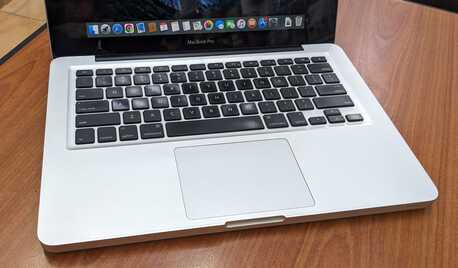 Manama, Computers, BHD 45,  MacBook Pro 2.53Ghz Intel Core 2 Duo 13.3" Display 8GB RAM 320GB HDD Intel NVIDIA Graphics