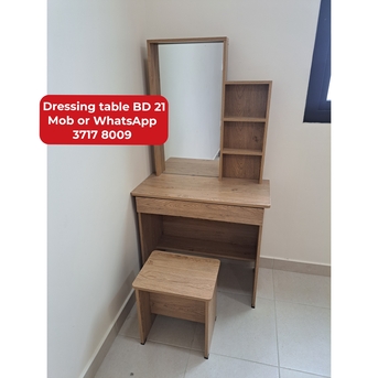 Manama, Furniture, BHD 21,  🌍🌐Dressing  Table In Good Condition For Sale With Delivery