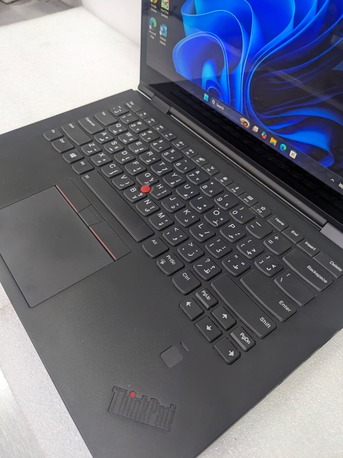 Riffa, Computers, BHD 133,  Lenovo X1 Yoga I7 8th Gen | 16GB RAM | Touch 2-in-1 + Pen | FREE AirPods ????