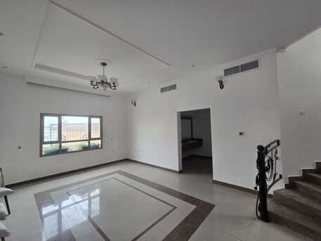 Janabiya, Villas, BHD 600,  300 Sq. Meter,  Semi Furnished 4 Bedrooms Villa For Rent In Janabiya
