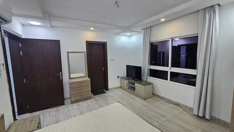 Busaiteen, Apartments, Flats, Houses & Villas, BHD 180/month,  Furnished,  Studio,  Fully Furnished Studio Flat In Busaiteen With Ewa