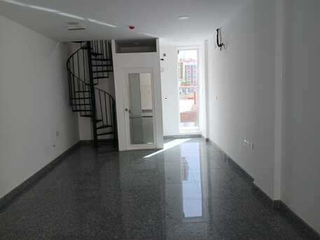 Manama, Offices, BHD 135,  Commercial Office Spesc Shop With Mezzanine Floor In :-(((Buhair)))