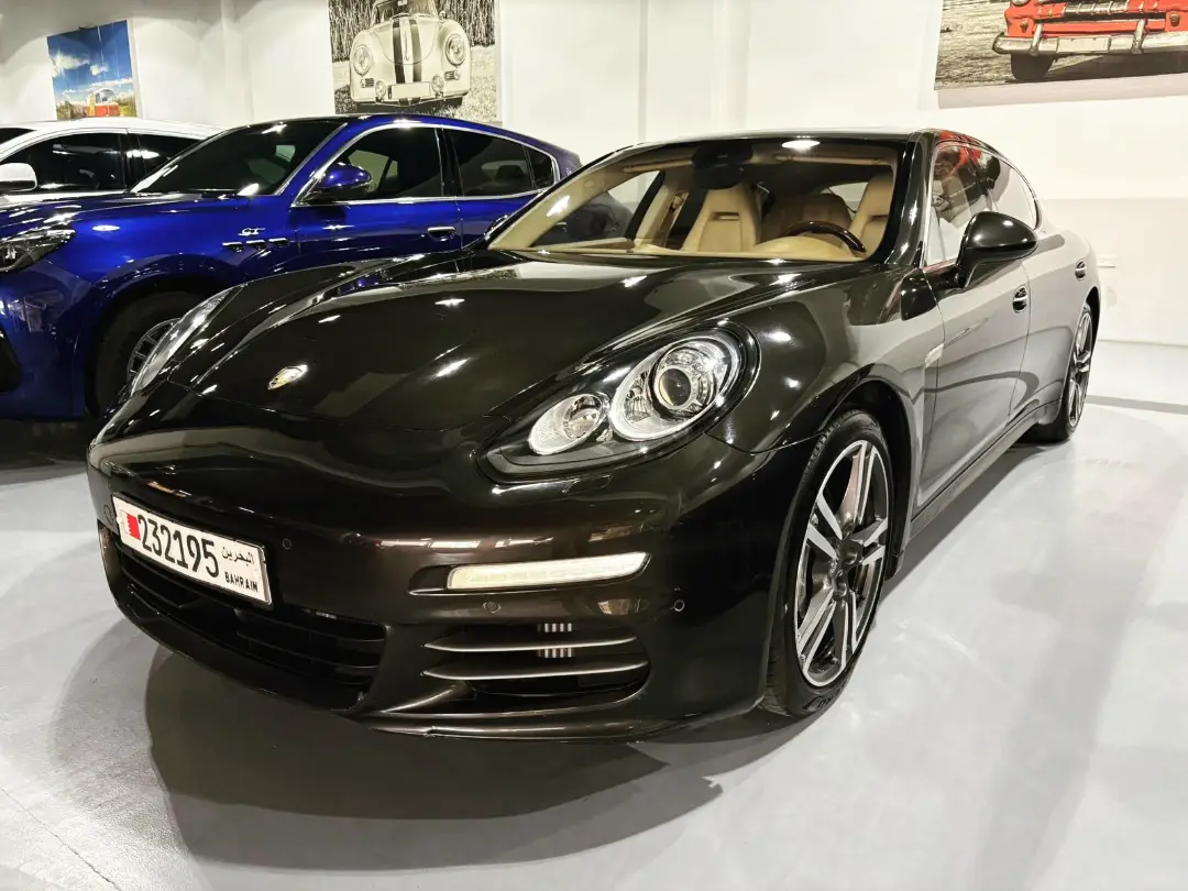 Amwaj Islands, Vehicles, Cars & Trucks , BHD 6995,  Porsche Panamera 4S,  2014,  Automatic,  119 KM,  Porsche Panemera 4S PDK   Executive Edition V6 3.0L TTC 420 HP