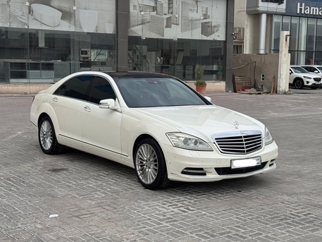 Manama, Vehicles, Cars & Trucks , BHD 3950,  Mercedes Benz S-350,  2010,  Automatic,  190600 KM,   /  (White)
