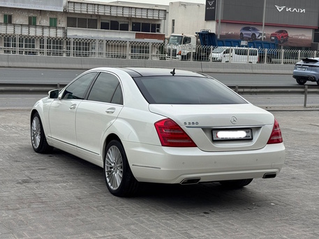 Manama, Vehicles, Cars & Trucks , BHD 3950,  Mercedes Benz S-350,  2010,  Automatic,  190600 KM,   /  (White)