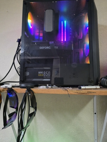 Jubail, Computers, SAR 7500,  GAMING PC WITH MONITOR FOR SALE RUSH!!!