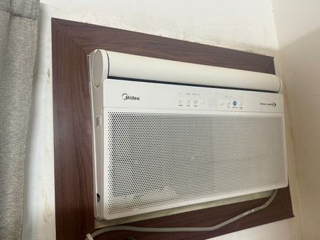 Riyadh, Air Conditioners, SAR 900,  Midea Split Type Window Ac