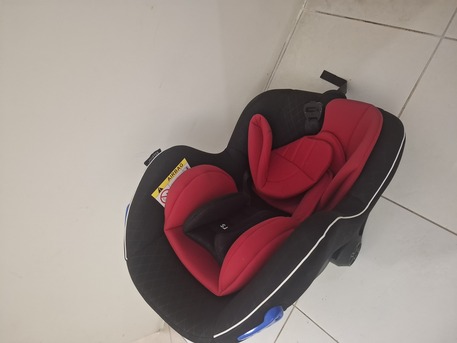 Hoora, Baby & Kid Stuff, BHD 15,  Baby Car Seat For Sale 15 Bd Like New